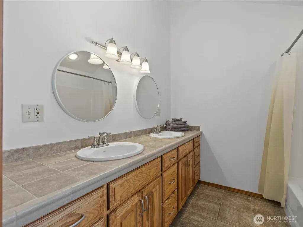 20412 133rd Street NE Granite Falls WA 98252