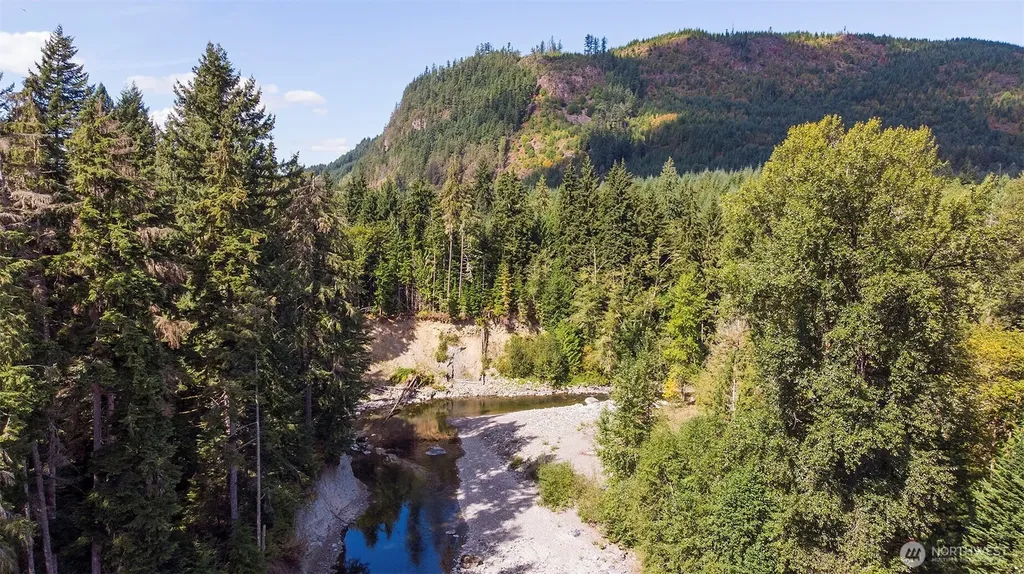 20412 133rd Street NE Granite Falls WA 98252