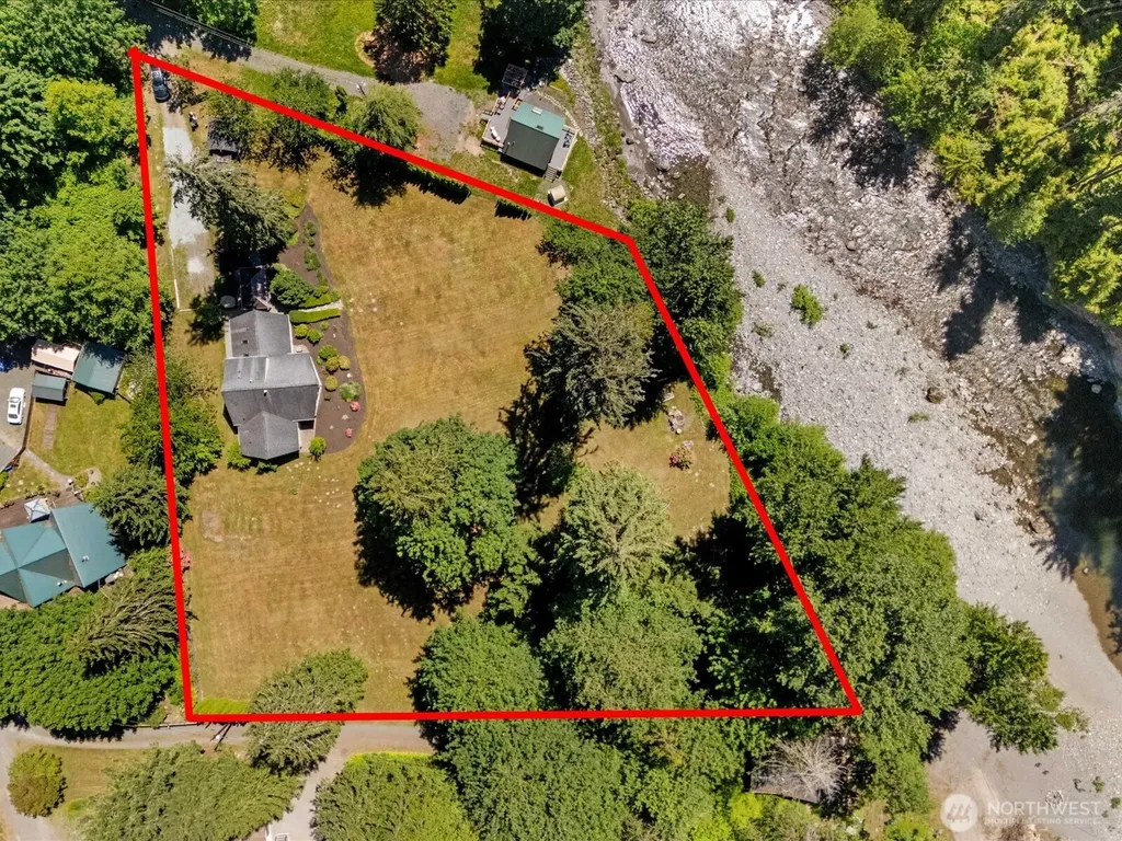 20412 133rd Street NE Granite Falls WA 98252