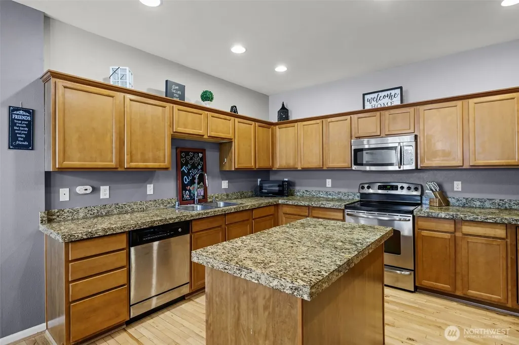 8369 21st Street NE Lake Stevens WA 98258