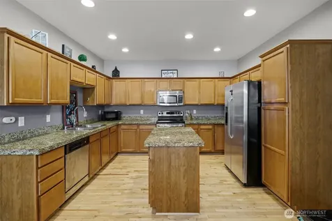 8369 21st Street NE Lake Stevens WA 98258