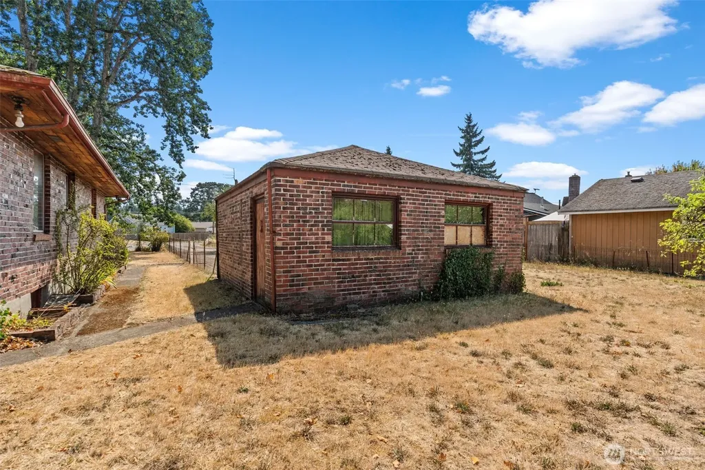 15202 Washington Avenue SW Lakewood WA 98498