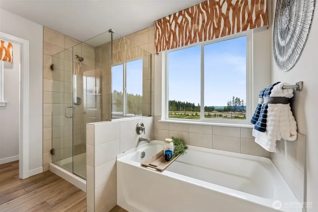 3942 Flat Top Drive Bremerton WA 98312