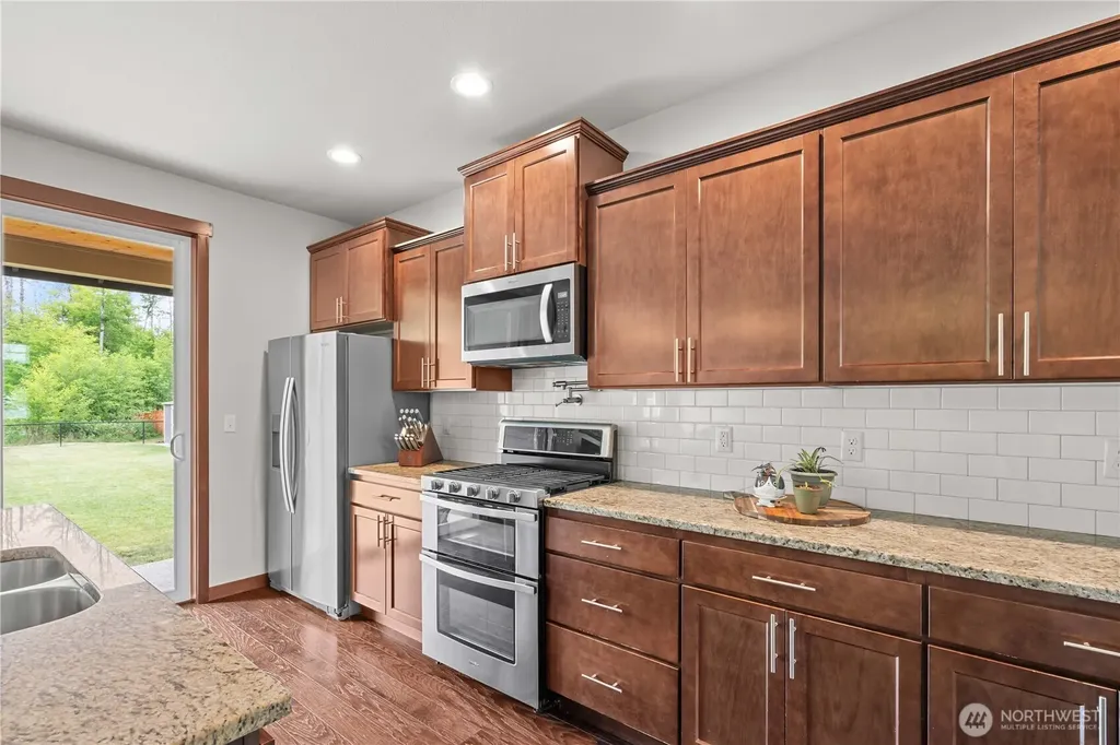 6428 277th Street NW Stanwood WA 98292