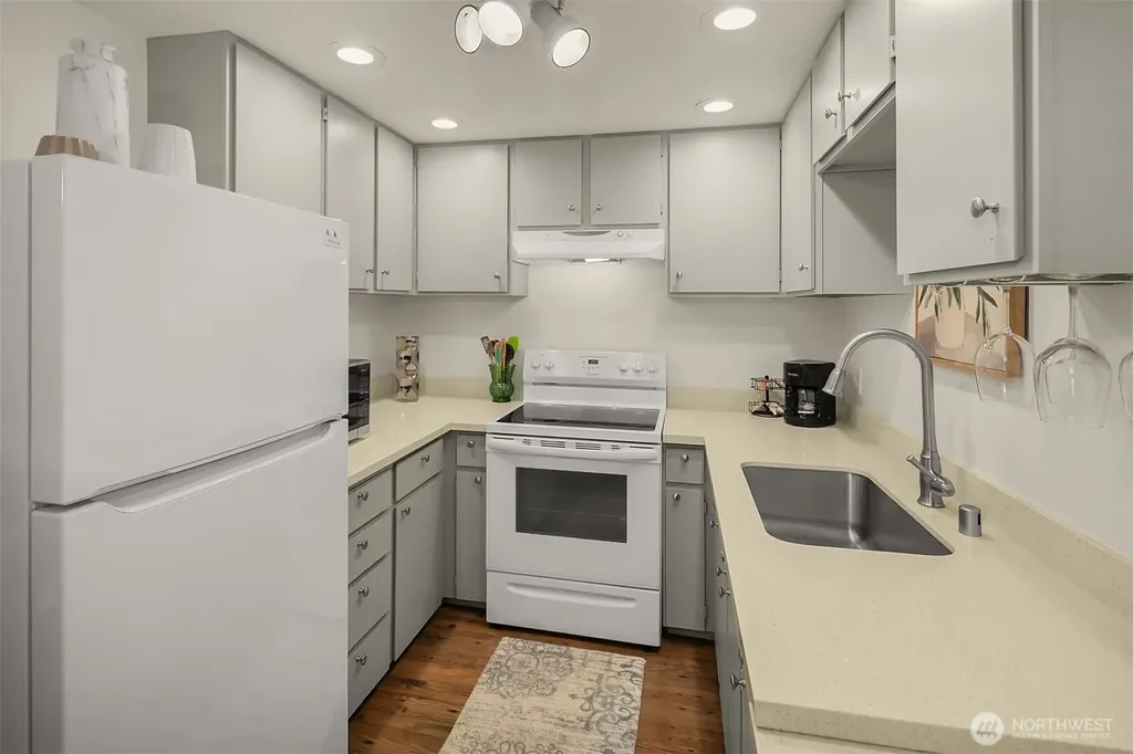 11220 196th Avenue NE Redmond WA 98052