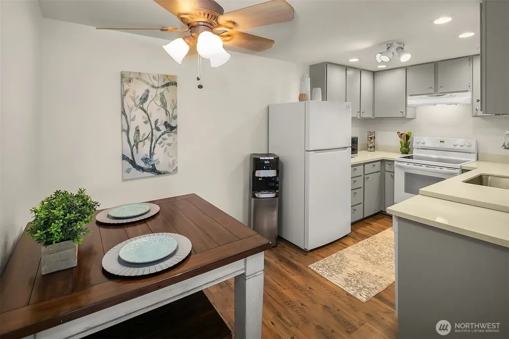 11220 196th Avenue NE Redmond WA 98052
