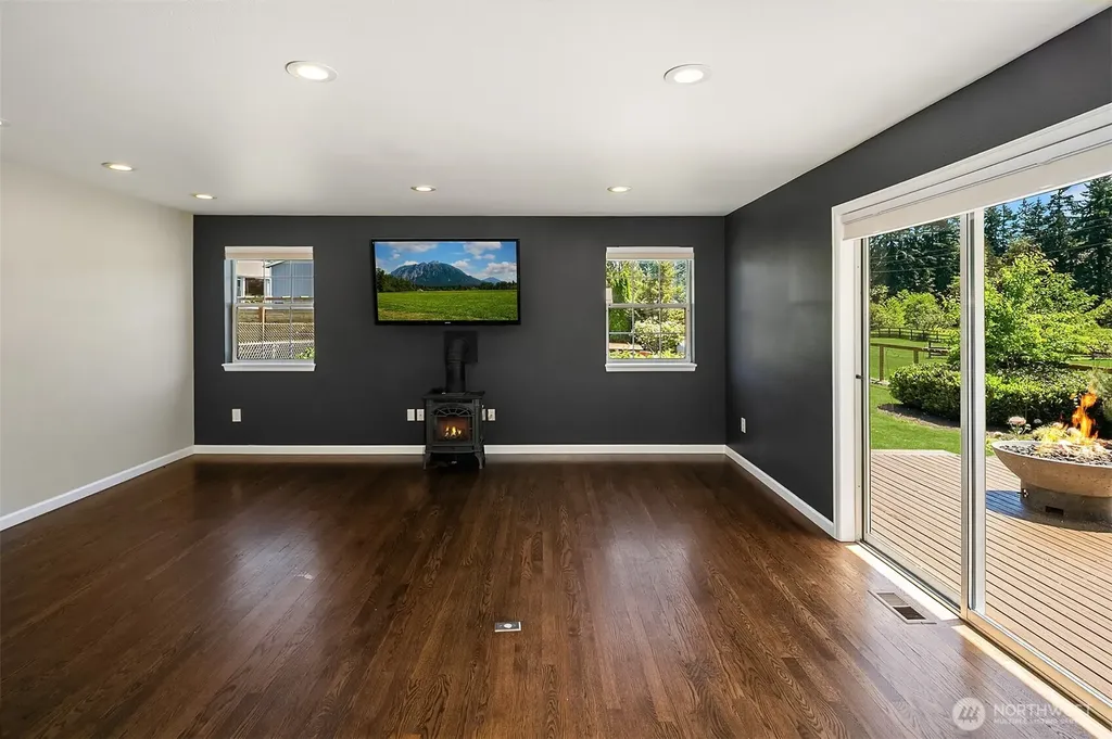 11220 196th Avenue NE Redmond WA 98052