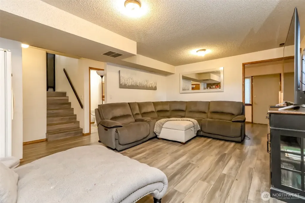 3542 71st Avenue W University Place WA 98466