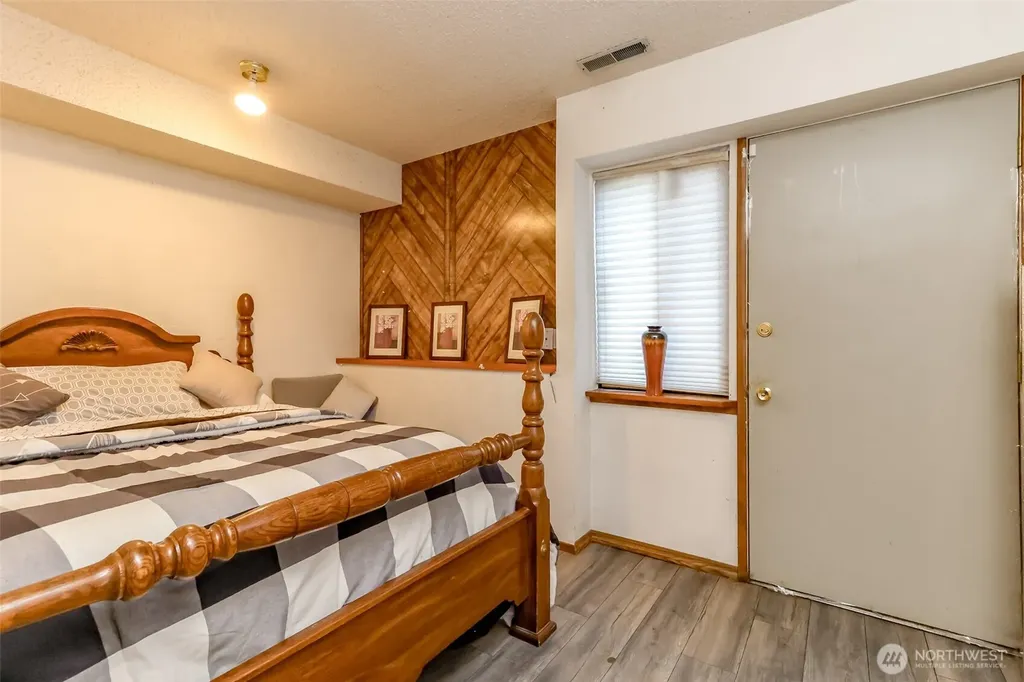 3542 71st Avenue W University Place WA 98466