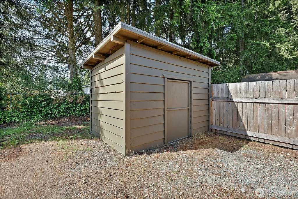 10002 191st Street E Puyallup WA 98375