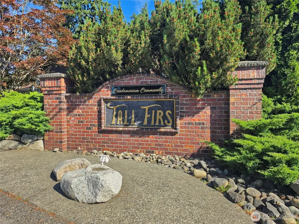 10002 191st Street E Puyallup WA 98375