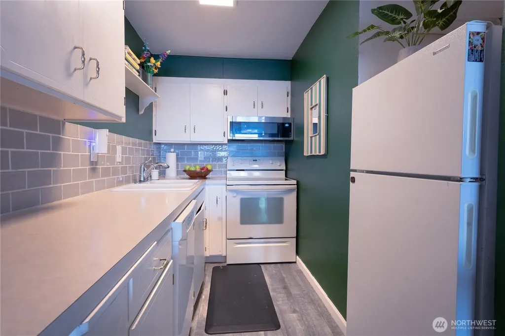 1199 9th Avenue Oak Harbor WA 98277
