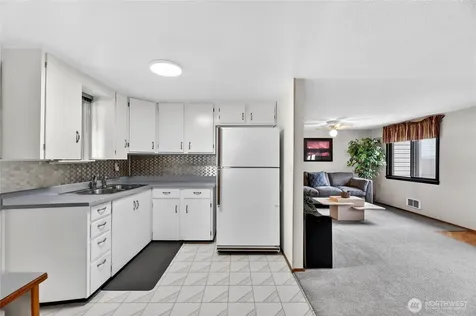 17830 116th Avenue SE Renton WA 98058