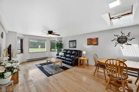 17830 116th Avenue SE Renton WA 98058