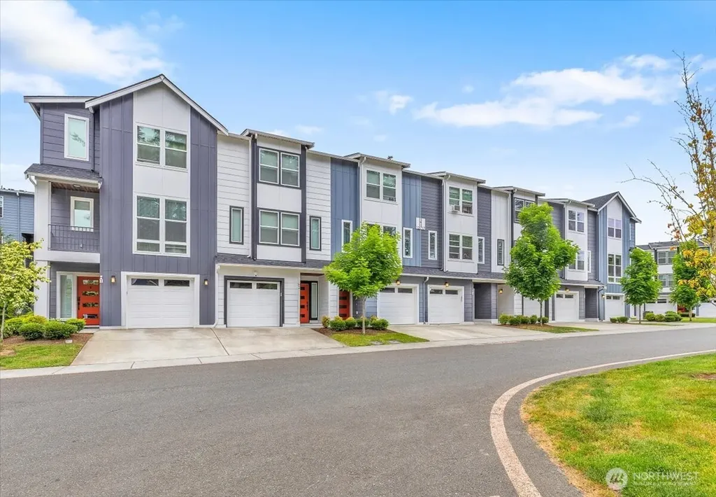 13717 Admiralty Way Lynnwood WA 98087