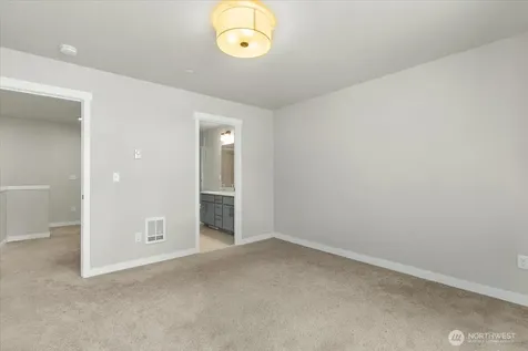 13717 Admiralty Way Lynnwood WA 98087