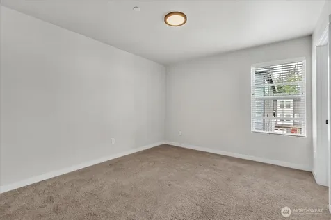 13717 Admiralty Way Lynnwood WA 98087