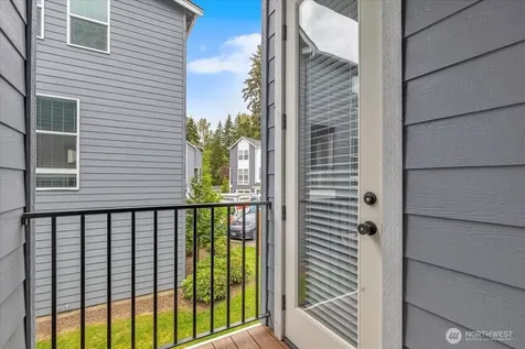 13717 Admiralty Way Lynnwood WA 98087