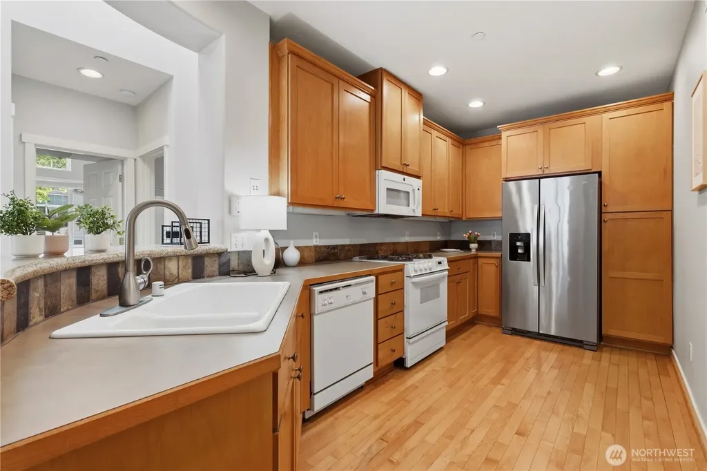 1392 Huckleberry Circle Issaquah WA 98029