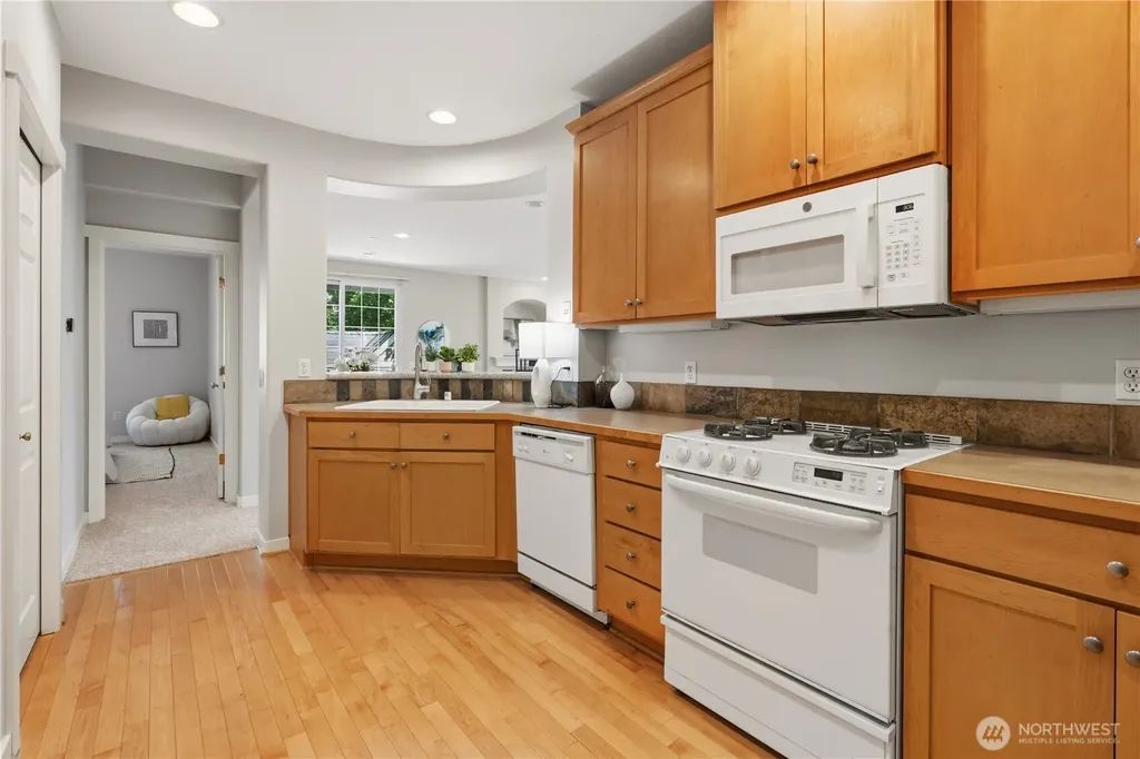 1392 Huckleberry Circle Issaquah WA 98029