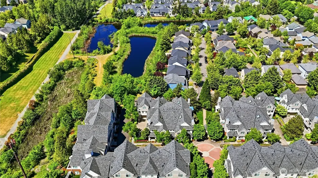 1392 Huckleberry Circle Issaquah WA 98029
