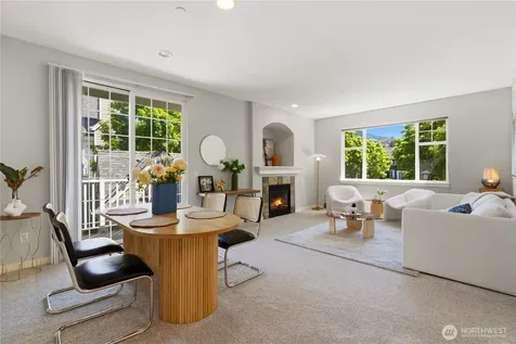 1392 Huckleberry Circle Issaquah WA 98029