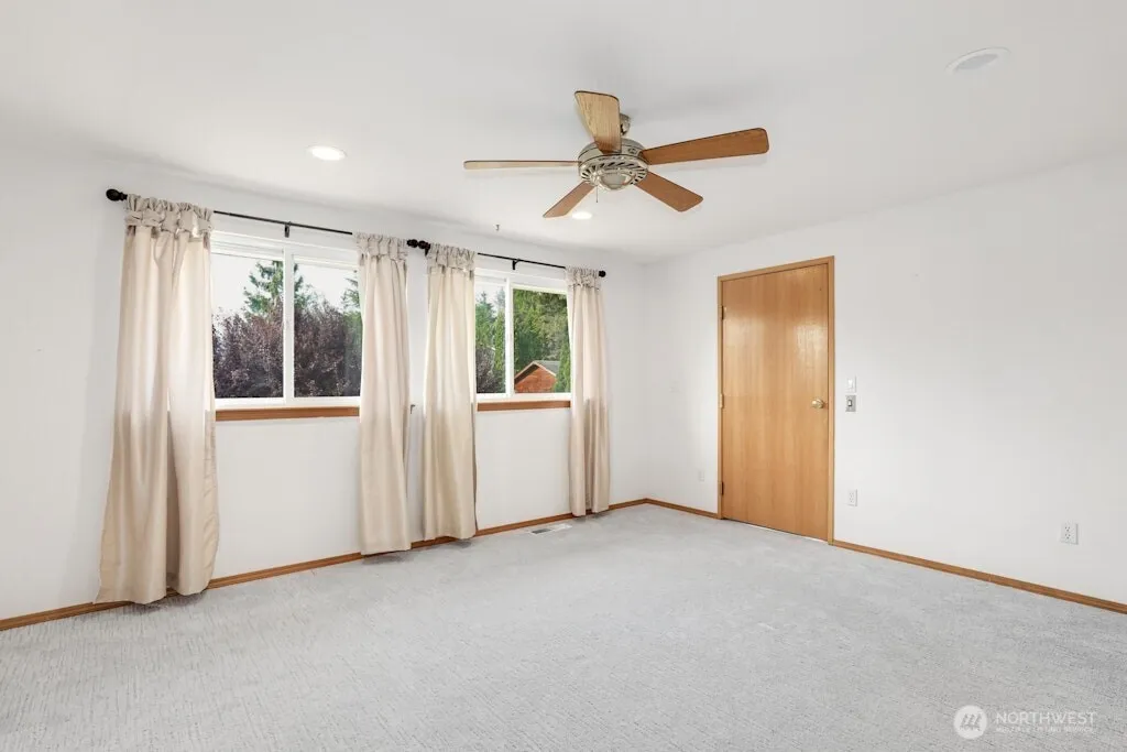7403 78th Street NE Marysville WA 98270