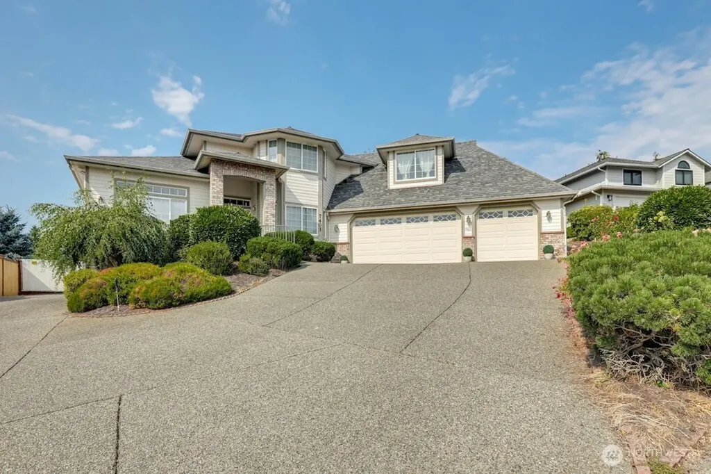 7403 78th Street NE Marysville WA 98270