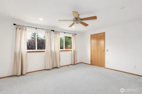 7403 78th Street NE Marysville WA 98270