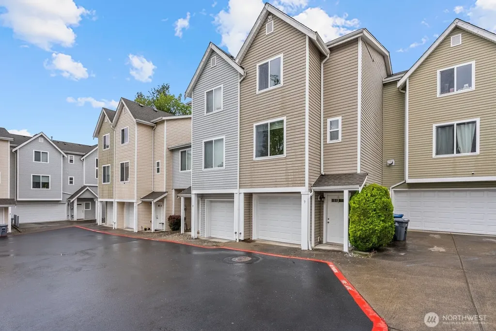 25220 104th Avenue Avenue SE Kent WA 98030