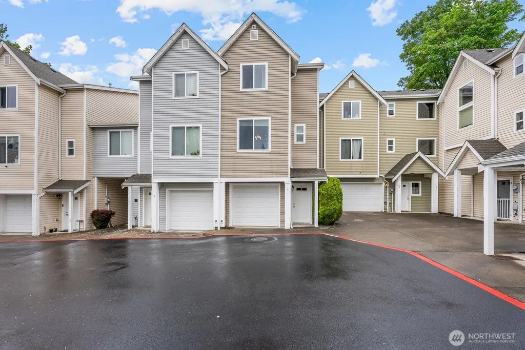 25220 104th Avenue Avenue SE Kent WA 98030