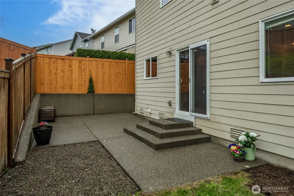 27783 257th Avenue SE Maple Valley WA 98038