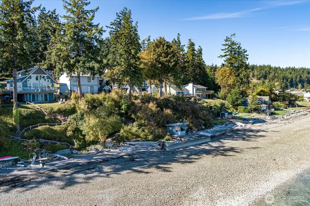 159 S Harrington Lagoon Road Coupeville WA 98239