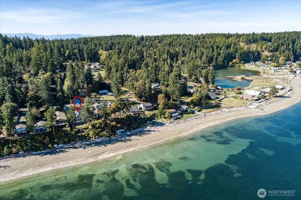 159 S Harrington Lagoon Road Coupeville WA 98239