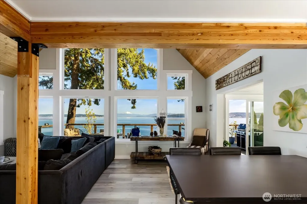 159 S Harrington Lagoon Road Coupeville WA 98239