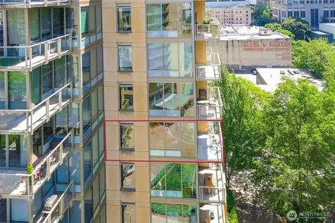 910 Lenora Street Seattle WA 98121