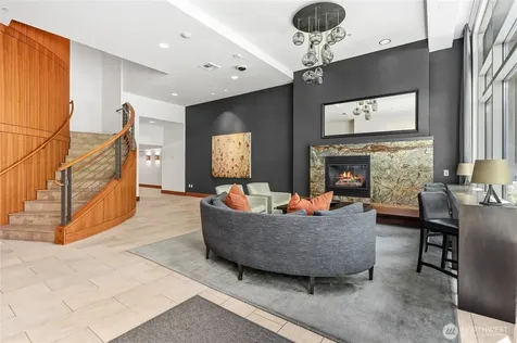 910 Lenora Street Seattle WA 98121