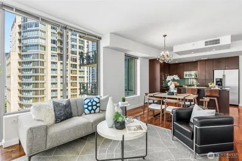 910 Lenora Street Seattle WA 98121
