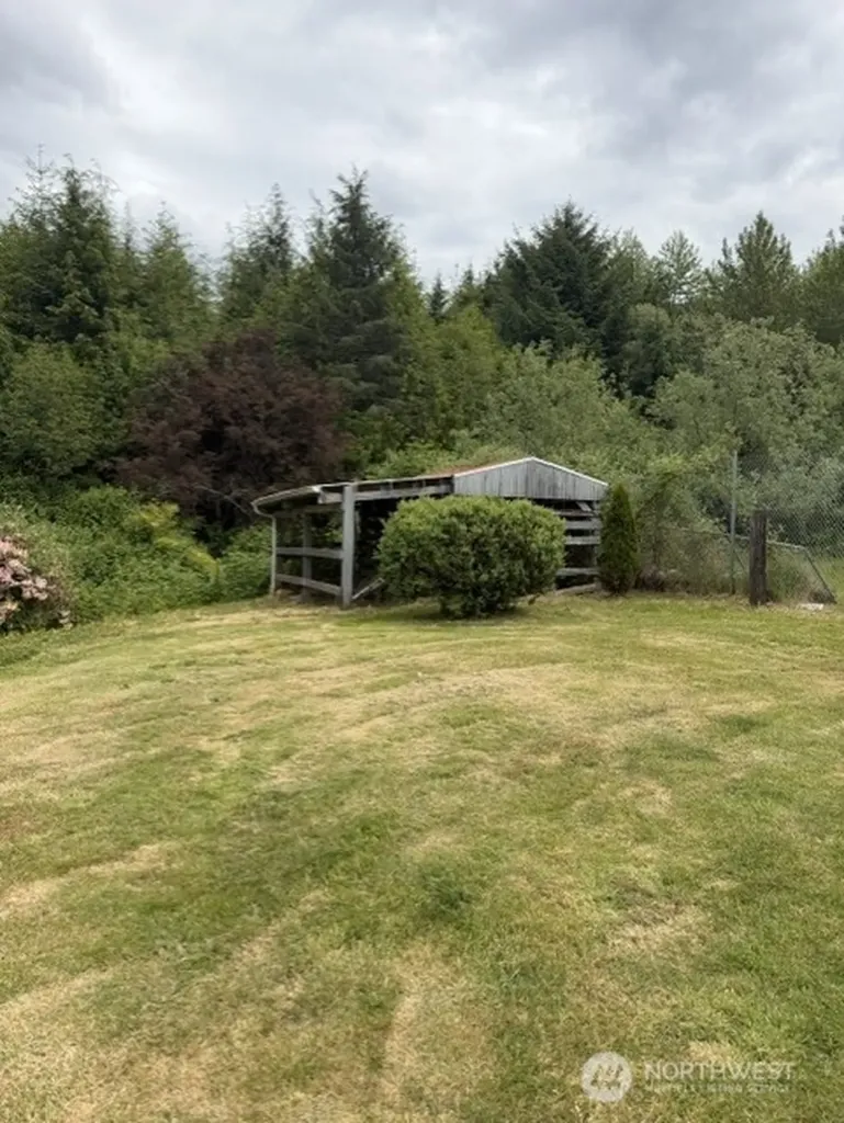 3 Neilton Lane Amanda Park WA 98566