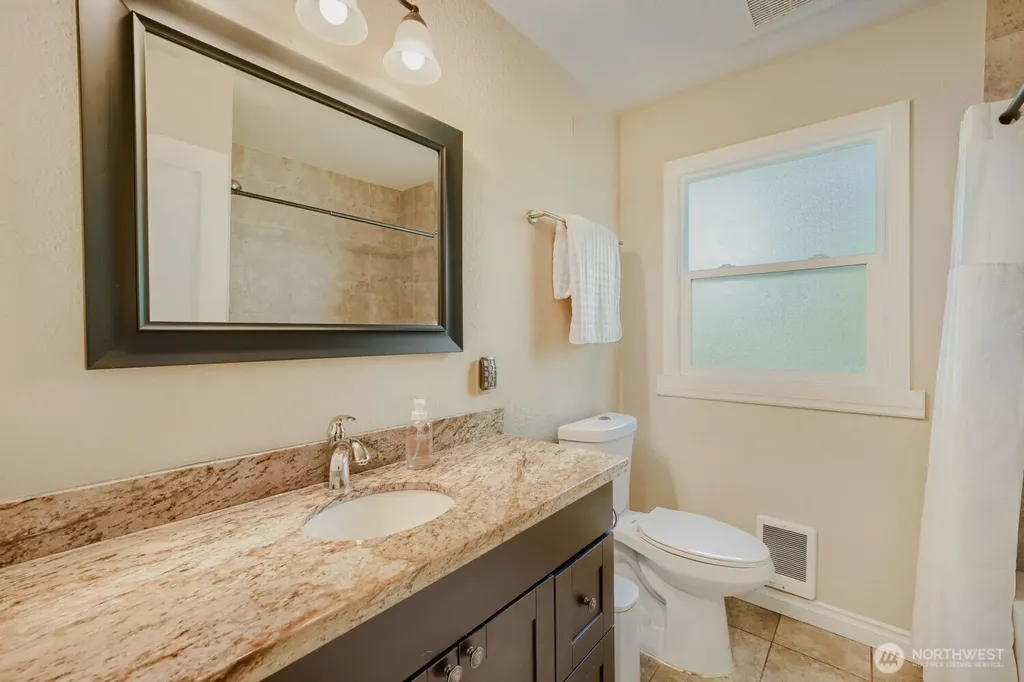 5632 42nd Avenue SW Seattle WA 98136
