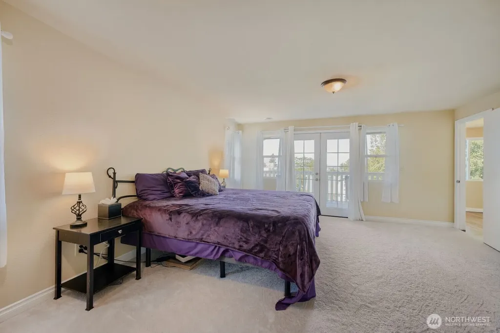 5632 42nd Avenue SW Seattle WA 98136