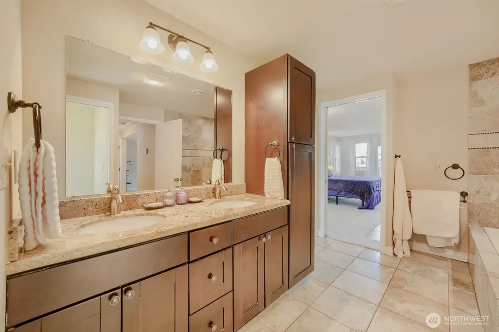 5632 42nd Avenue SW Seattle WA 98136