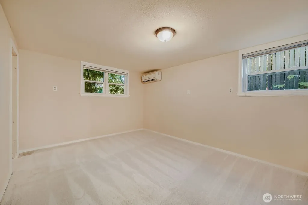 5632 42nd Avenue SW Seattle WA 98136