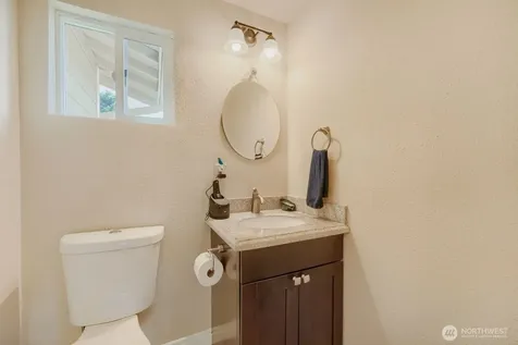 5632 42nd Avenue SW Seattle WA 98136