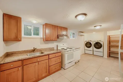 5632 42nd Avenue SW Seattle WA 98136