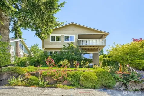 5632 42nd Avenue SW Seattle WA 98136