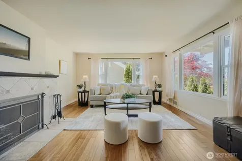 5632 42nd Avenue SW Seattle WA 98136
