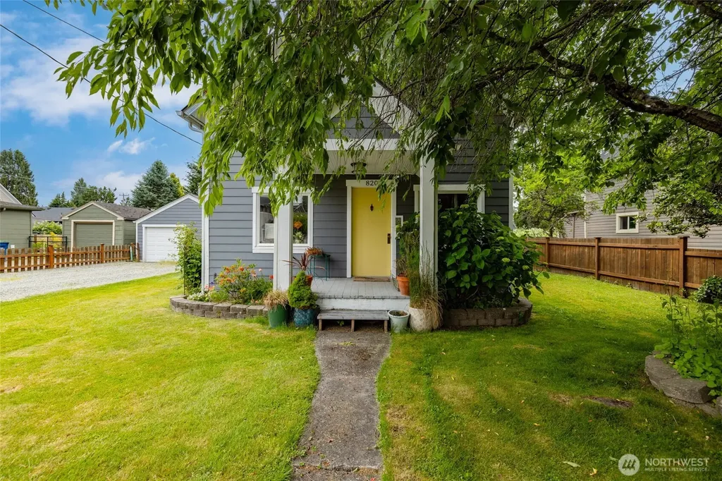 820 Borseth Street Sedro Woolley WA 98284