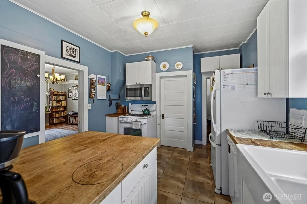 820 Borseth Street Sedro Woolley WA 98284