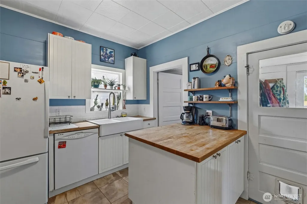 820 Borseth Street Sedro Woolley WA 98284